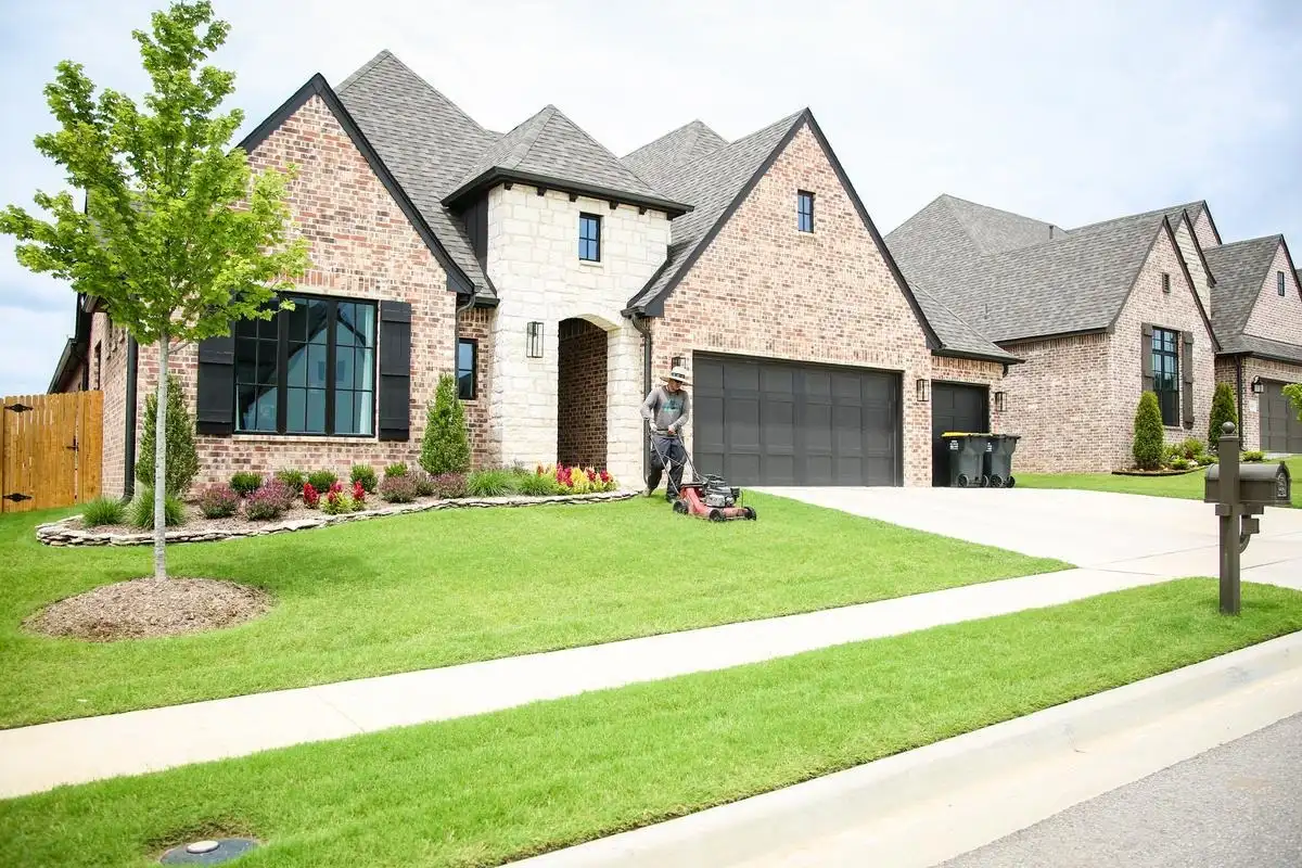 Healthy green lawn in the Tulsa metro area
